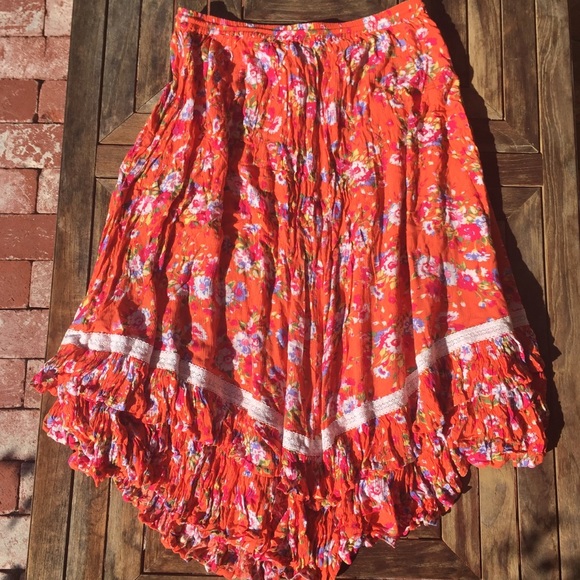 🌿 Spell Revolver Skirt Size XL - Picture 2 of 8